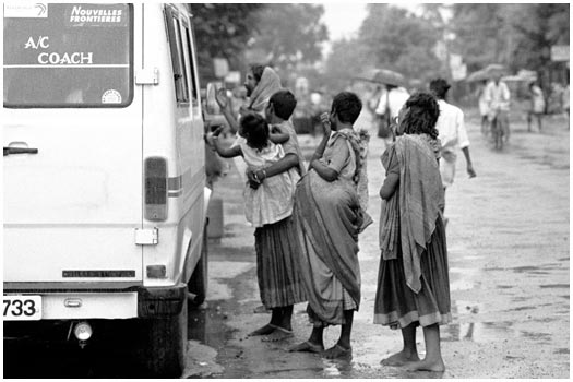 Begging Mahabalipuram, Southern India